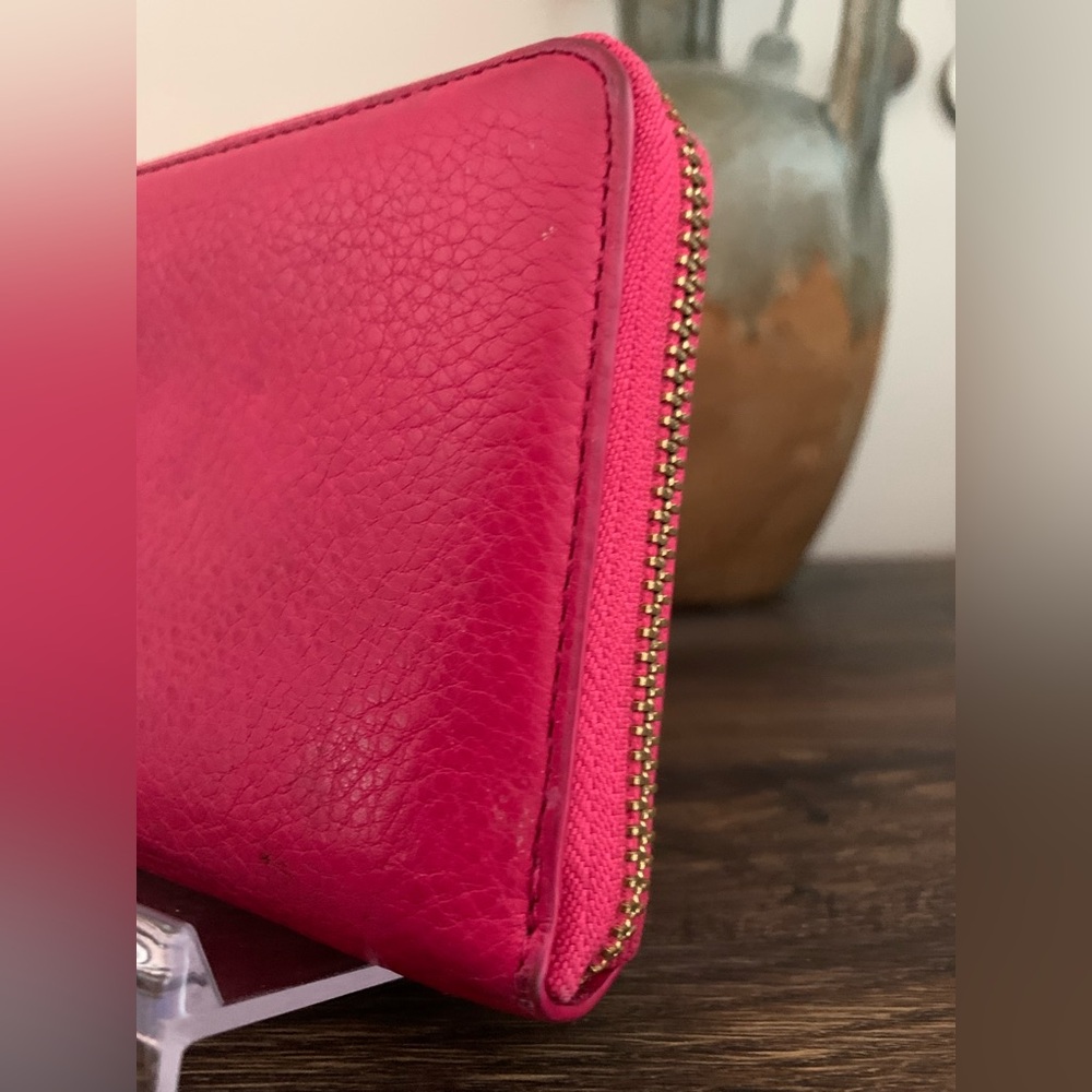 Kate Spade Cobble Hill Pink Leather Wallet , Good Used Condition - Picture 6 of 8